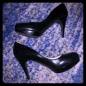 Marc Fisher black pump
